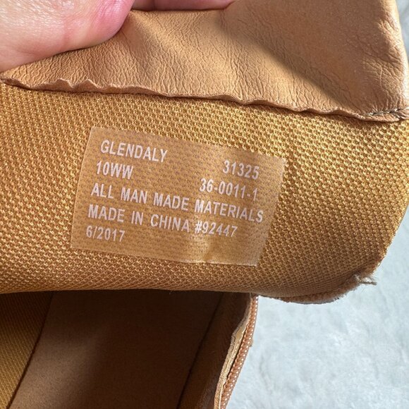 Comfort View Glendaly Tan High-Top Sneakers With Side Zipper & Lace-Up Closure - Picture 8 of 9